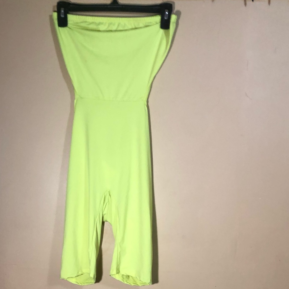 Strapless romper